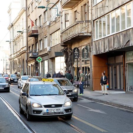 Fg Boutique Hostel Szarajevó Kültér fotó