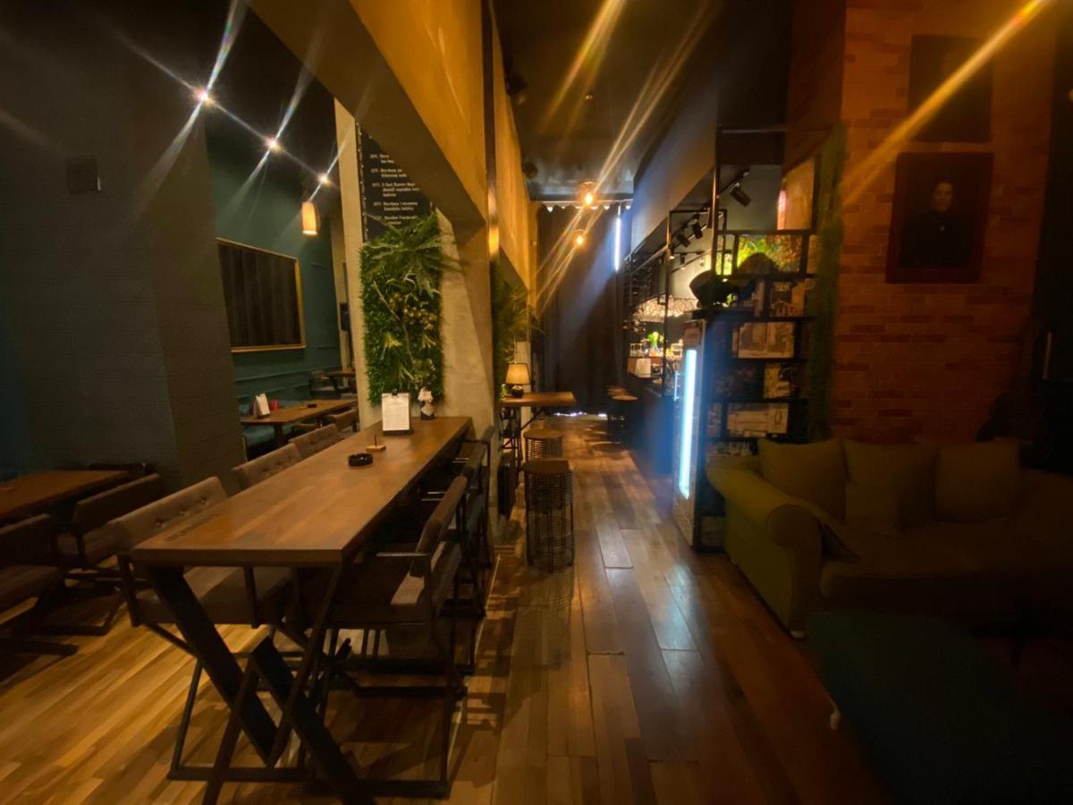 Fg Boutique Hostel Szarajevó Kültér fotó