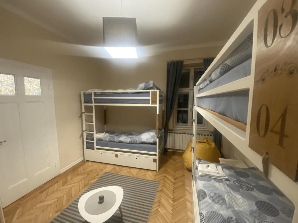 Fg Boutique Hostel Szarajevó Kültér fotó