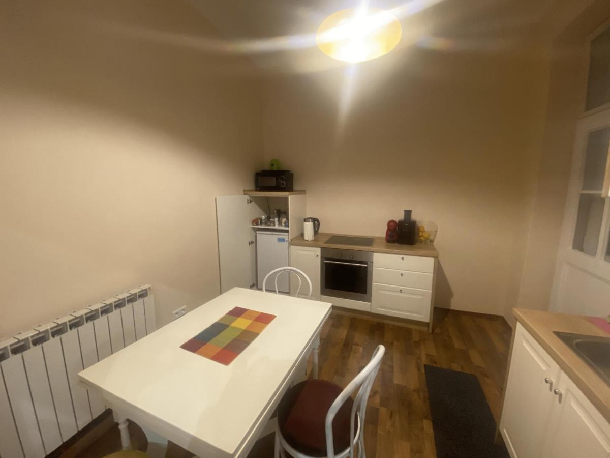 Fg Boutique Hostel Szarajevó Kültér fotó