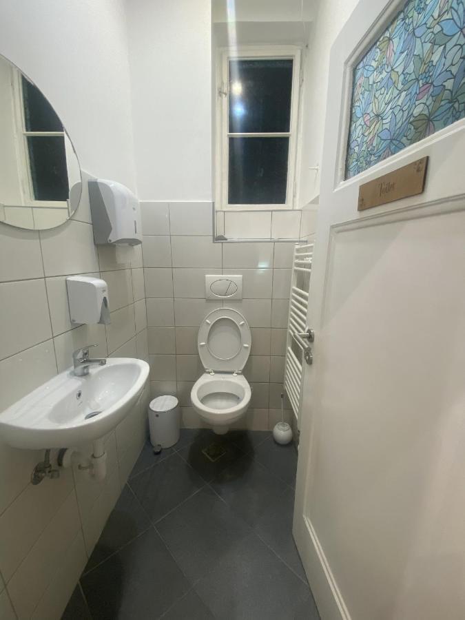 Fg Boutique Hostel Szarajevó Kültér fotó